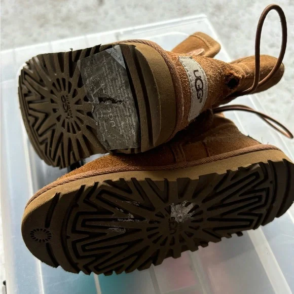 Ugg toddler size 8 - Picture 10 of 10